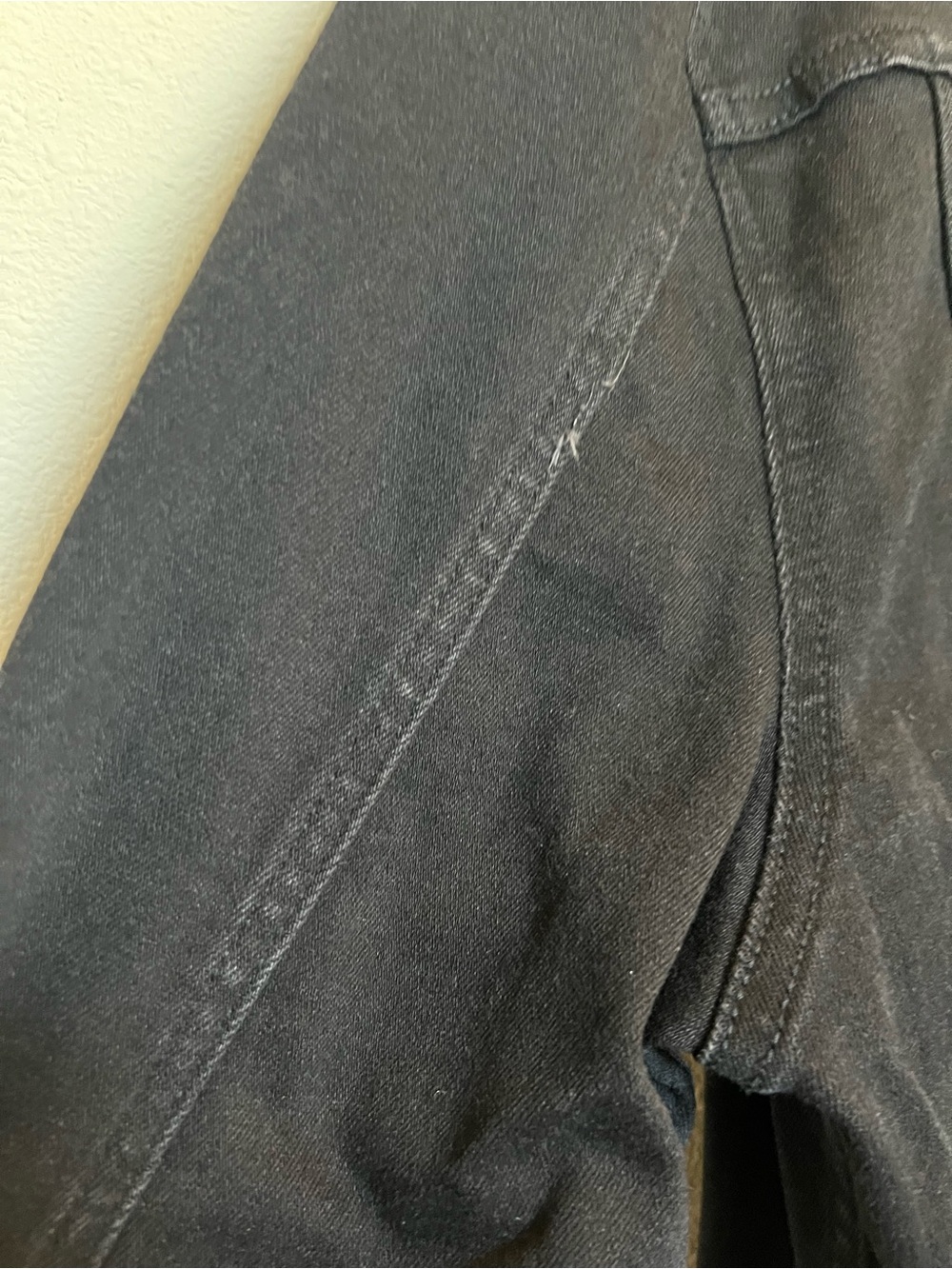 Karl Lagerfeld Black Denim Trucker Jacket w/ Embroidered Logo - Size L (EUC) - Picture 9 of 9
